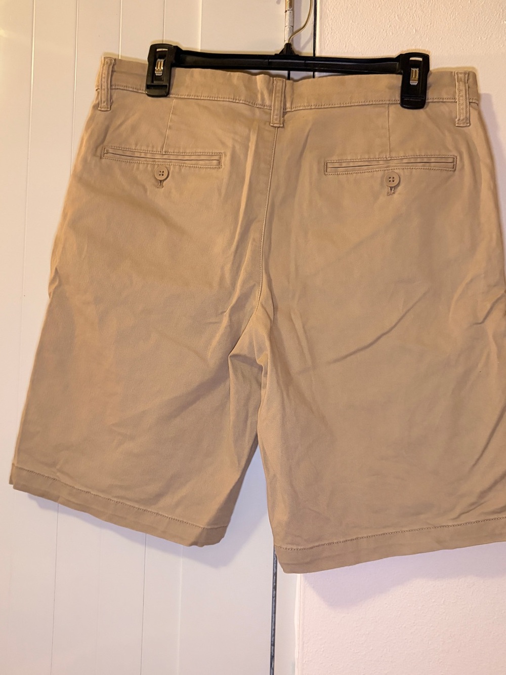 Men's Flat Front Chino Shorts in Khaki - Picture 2 of 4